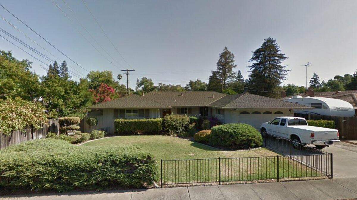 House on 3600 block of Robertson Avenue