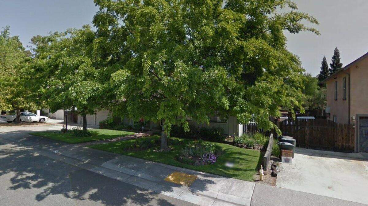 House on 5400 block of Beauregard Way