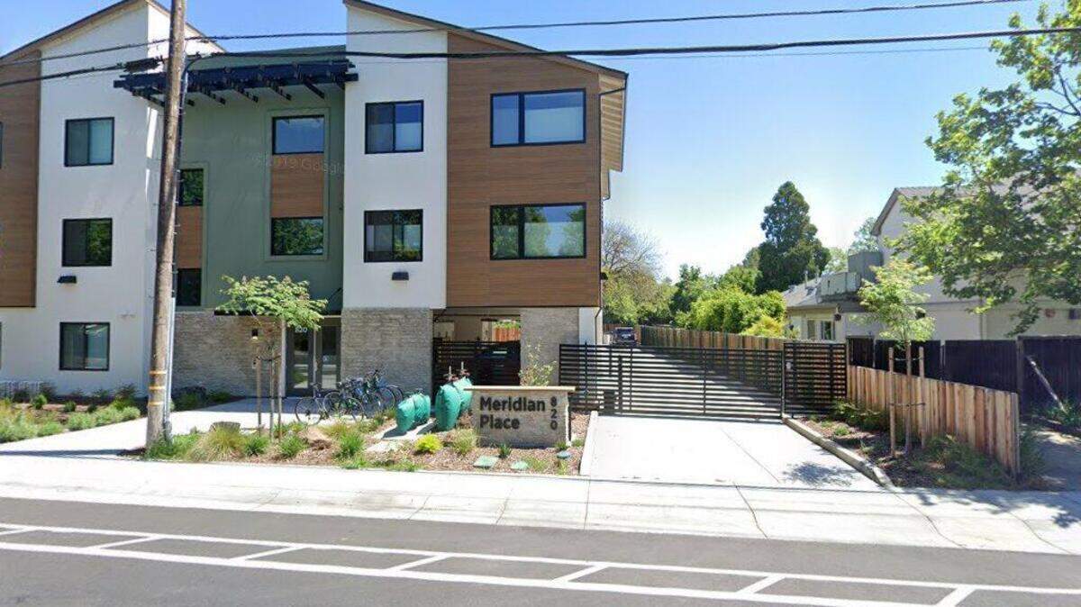 House on 800 block of B Street