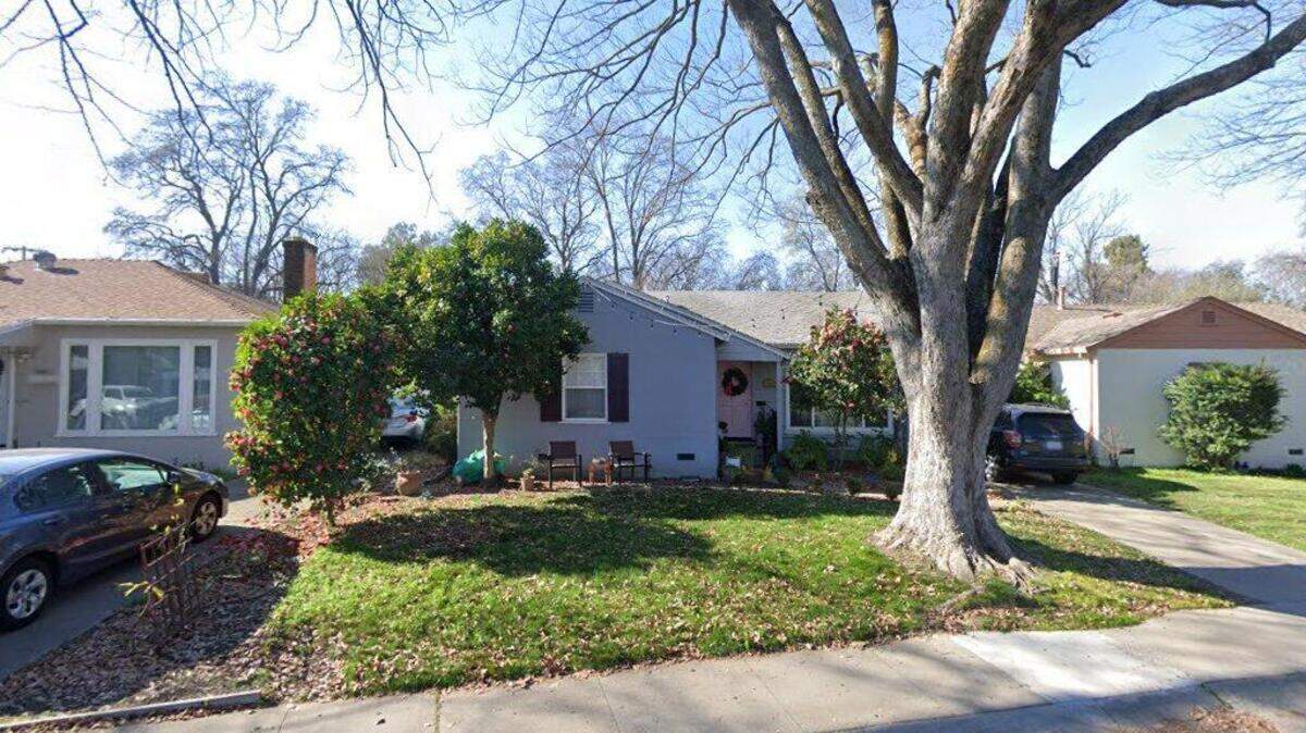 House on 2700 block of San Luis Court