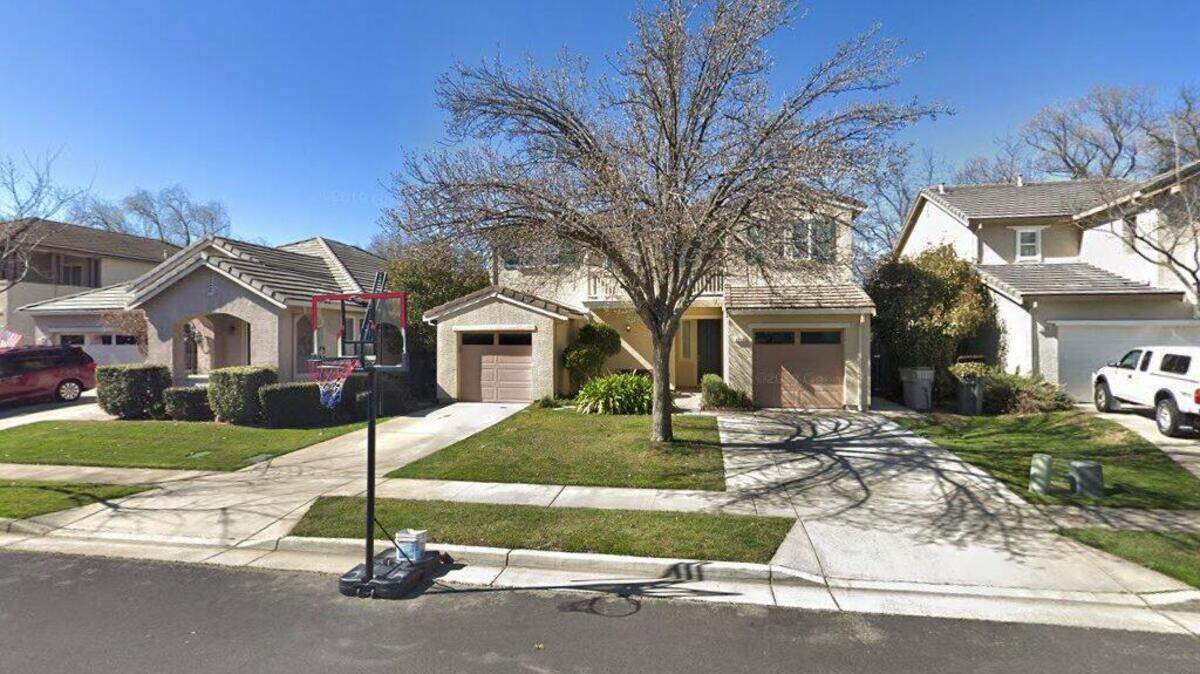 House on 2300 block of Geary Street