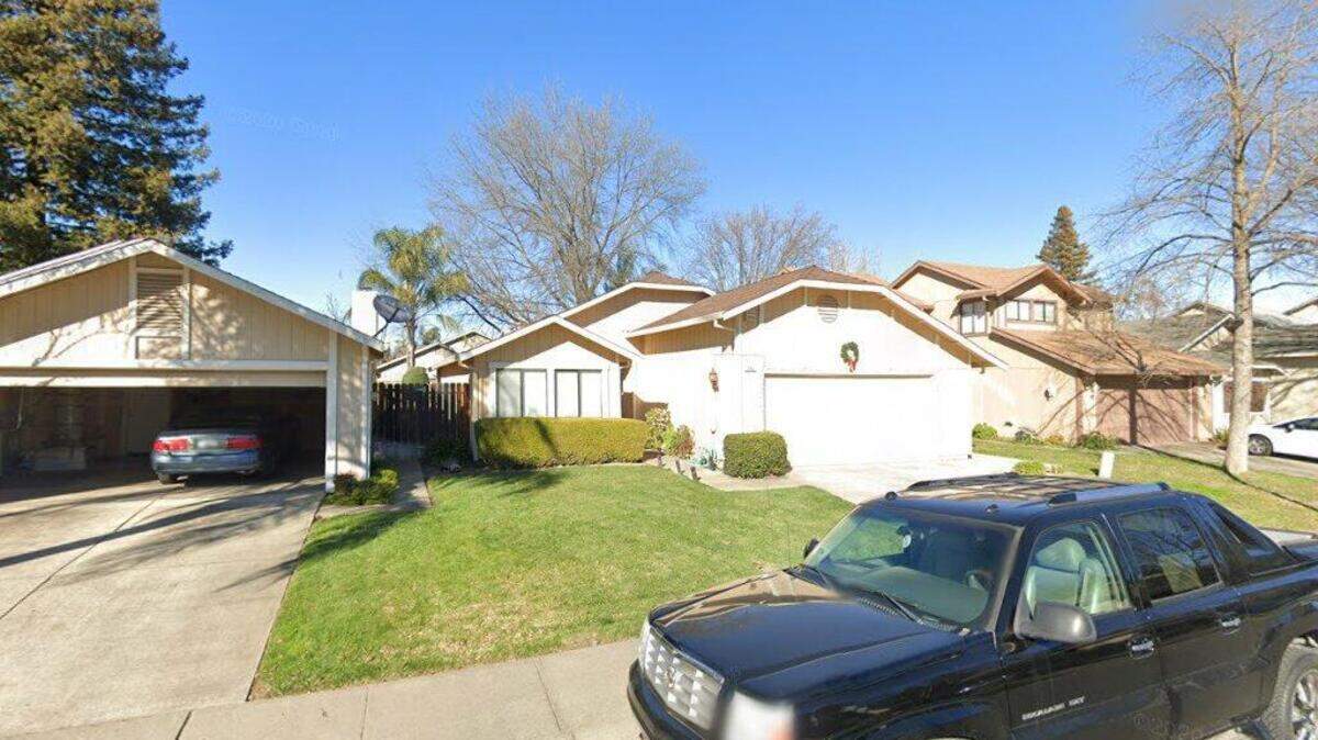 House on River Run Circle
