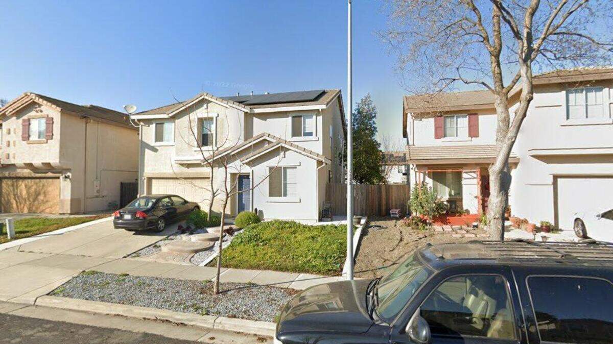 House on 3000 block of Hart Avenue