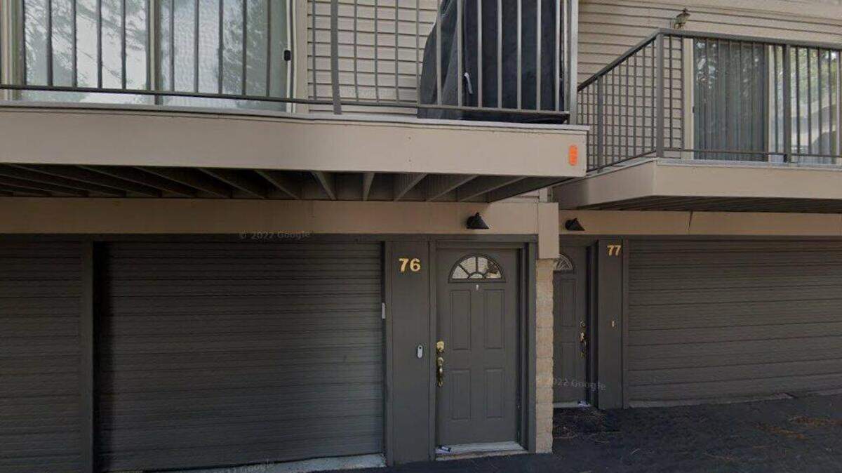 Apartment building on 800 block of Oriole Way