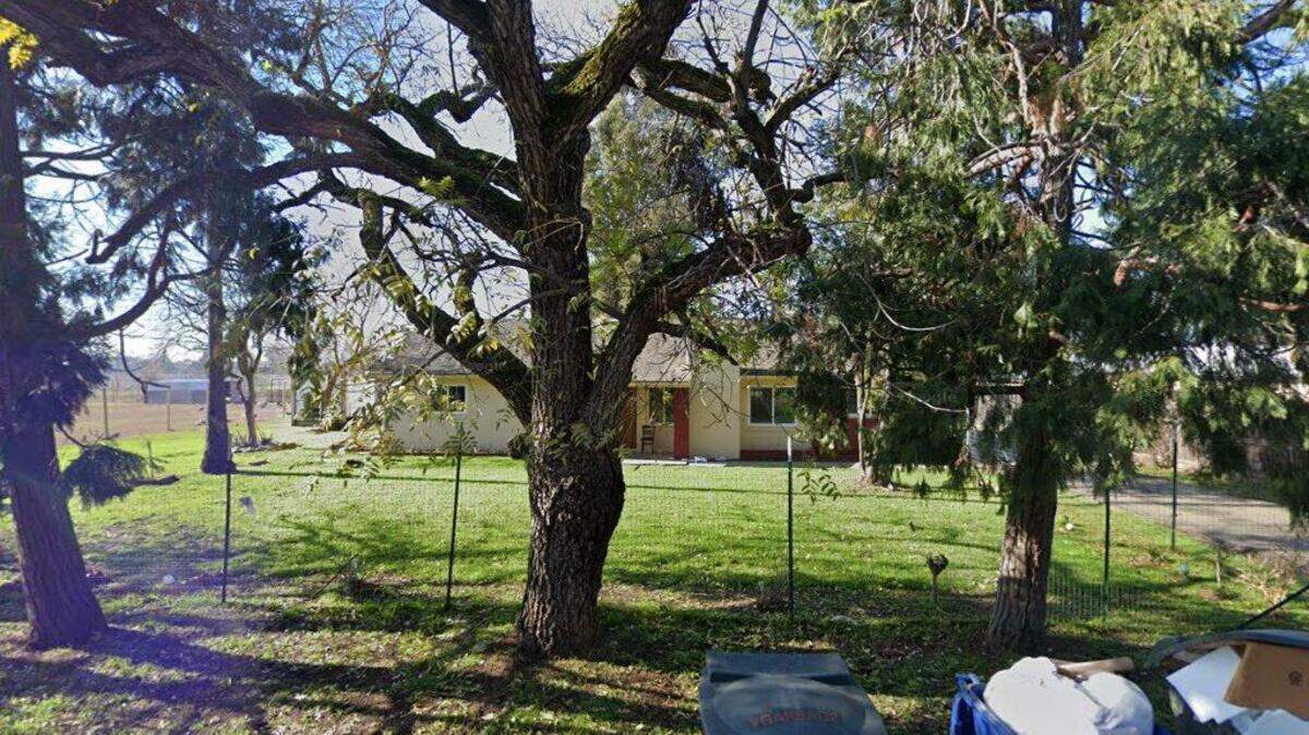 House on 7300 block of Hedge Avenue