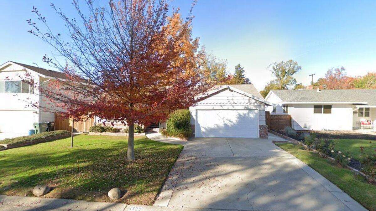 House on 4300 block of Morpheus Lane