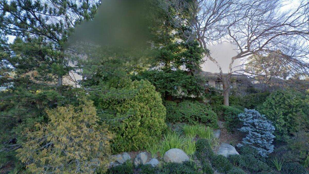 House on 9700 block of Wexford Circle