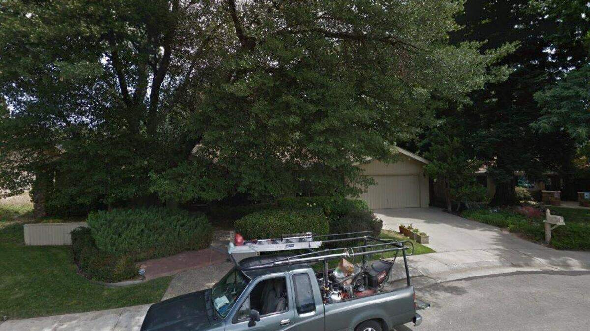 House on 8200 block of Mercer Way