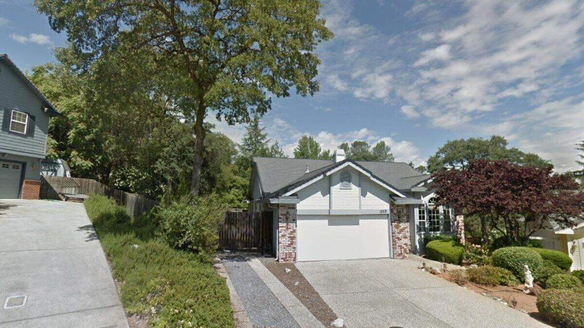 House on 1600 block of Crockett Road