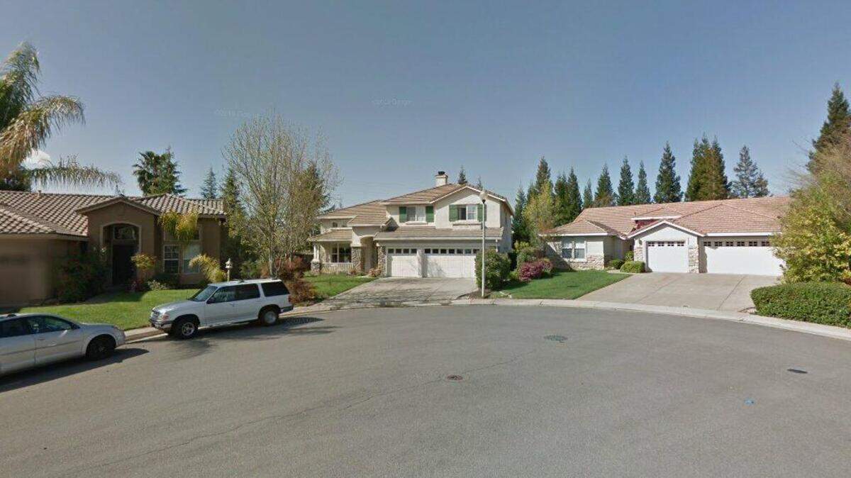 House on 9800 block of Summerset Court