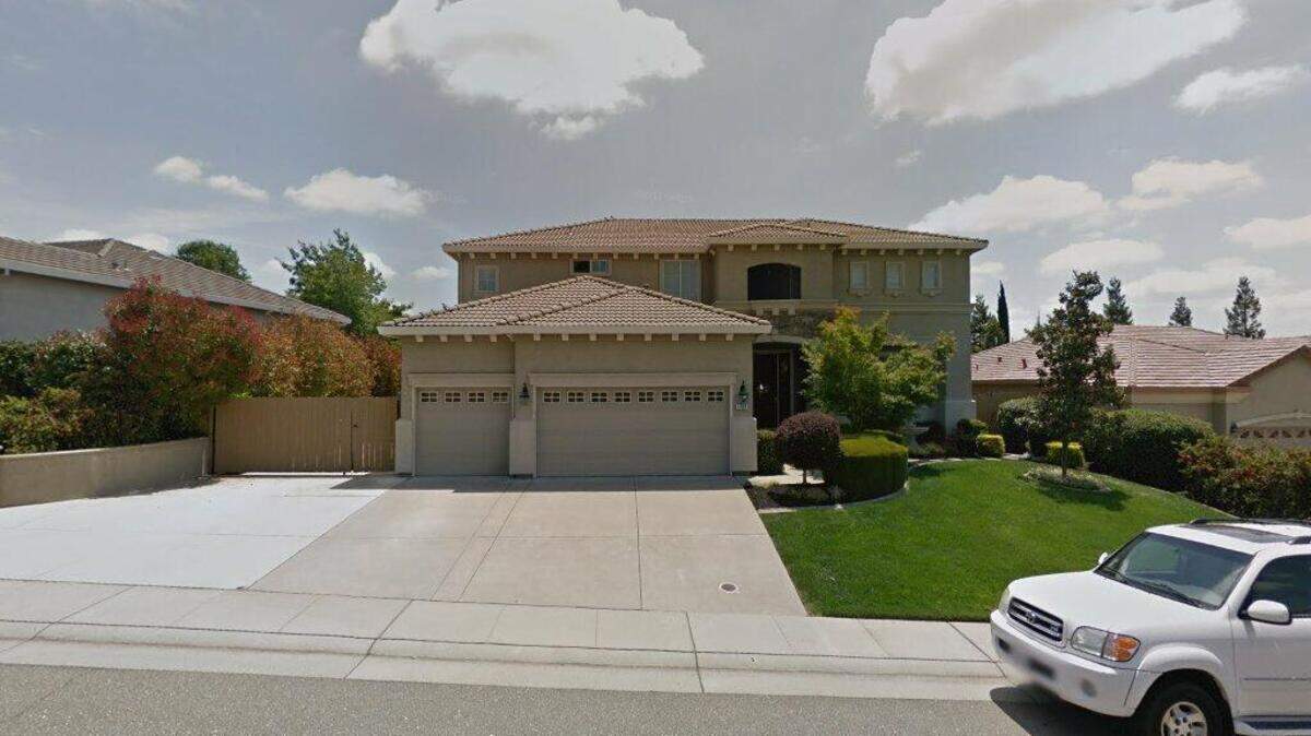 House on 1700 block of Caithness Court