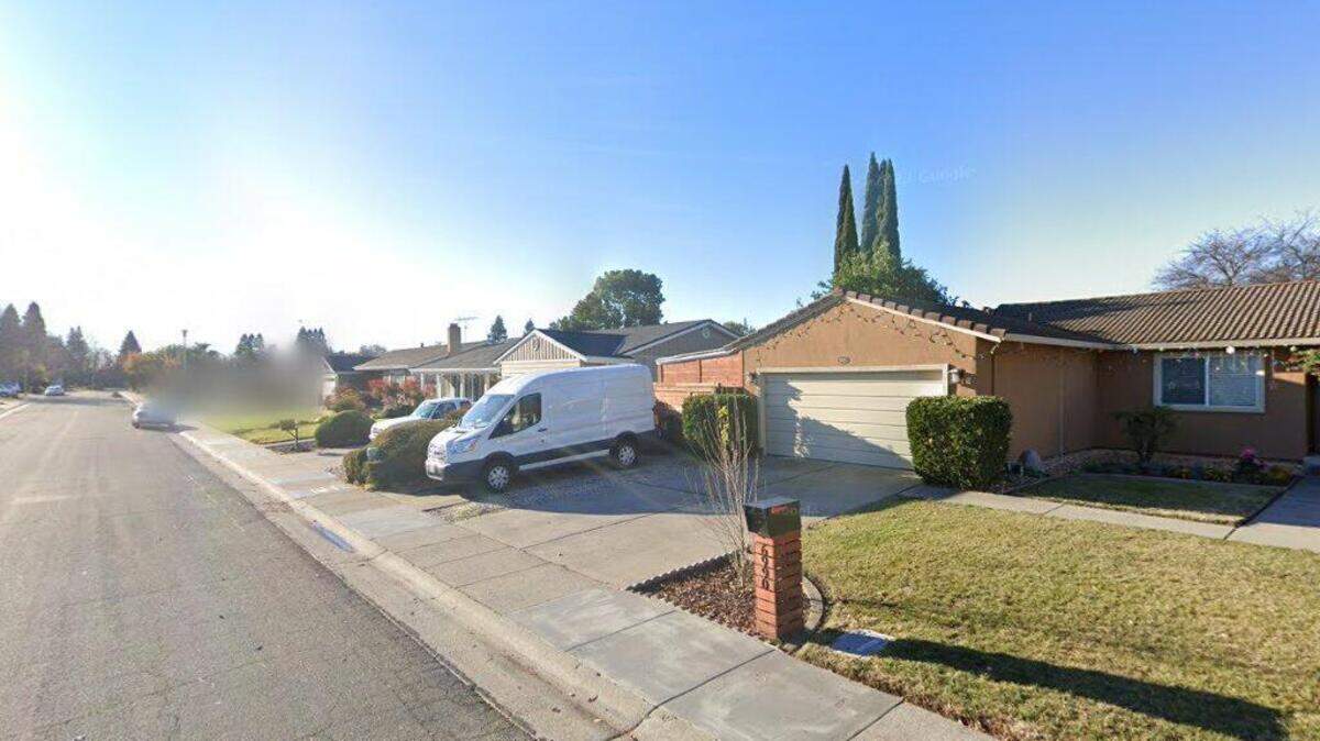 House on 6900 block of Treasure Way