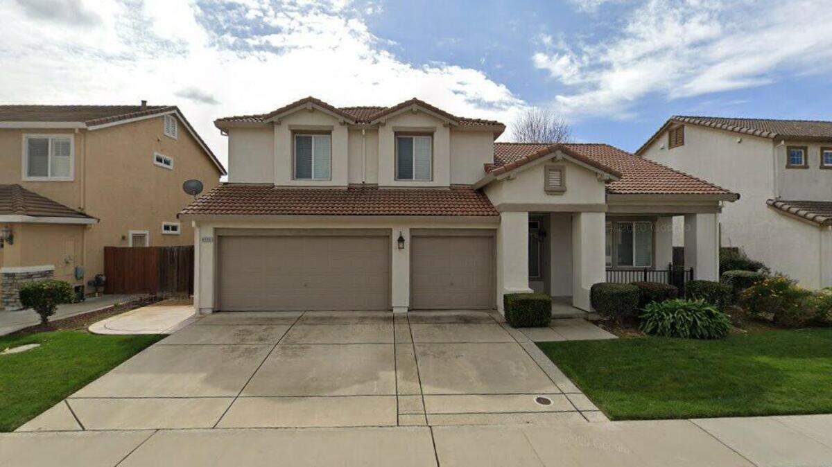 House on 9300 block of Heather Gate Way