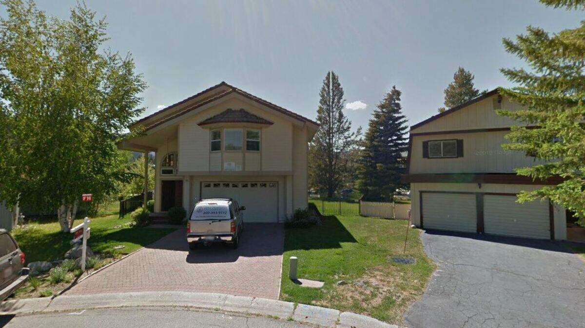 House on 1800 block of Cascade Court