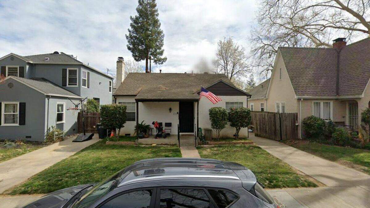 House on 500 block of Robertson Way