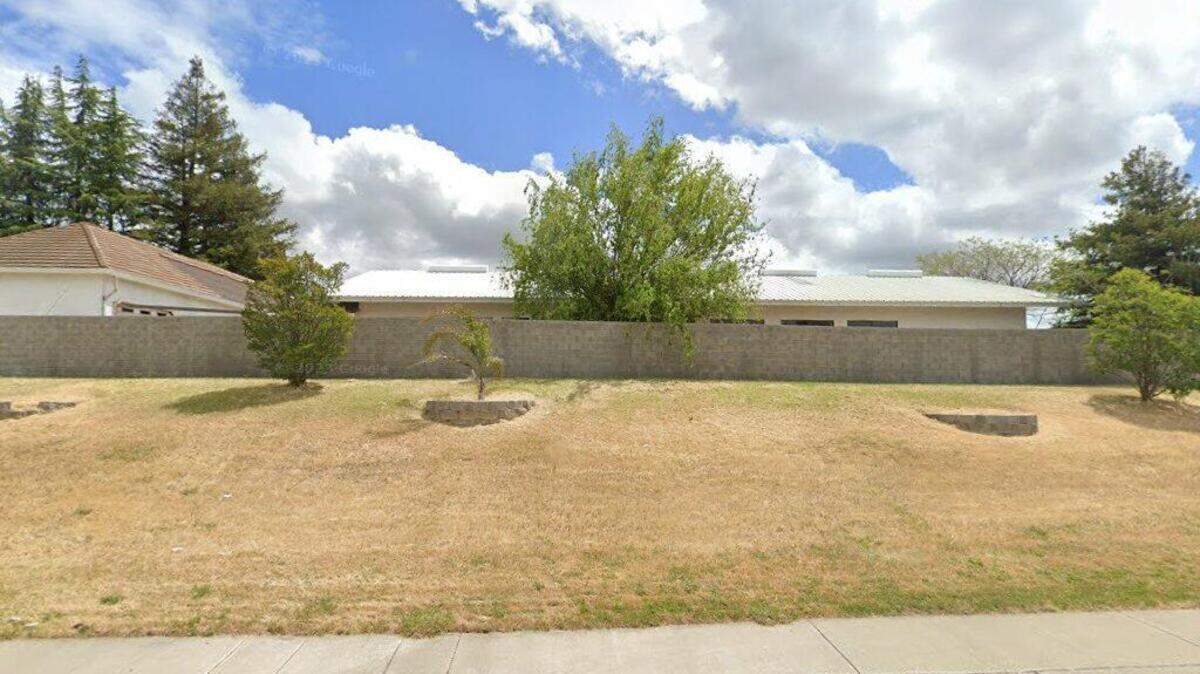 House on 8300 block of Harney Way
