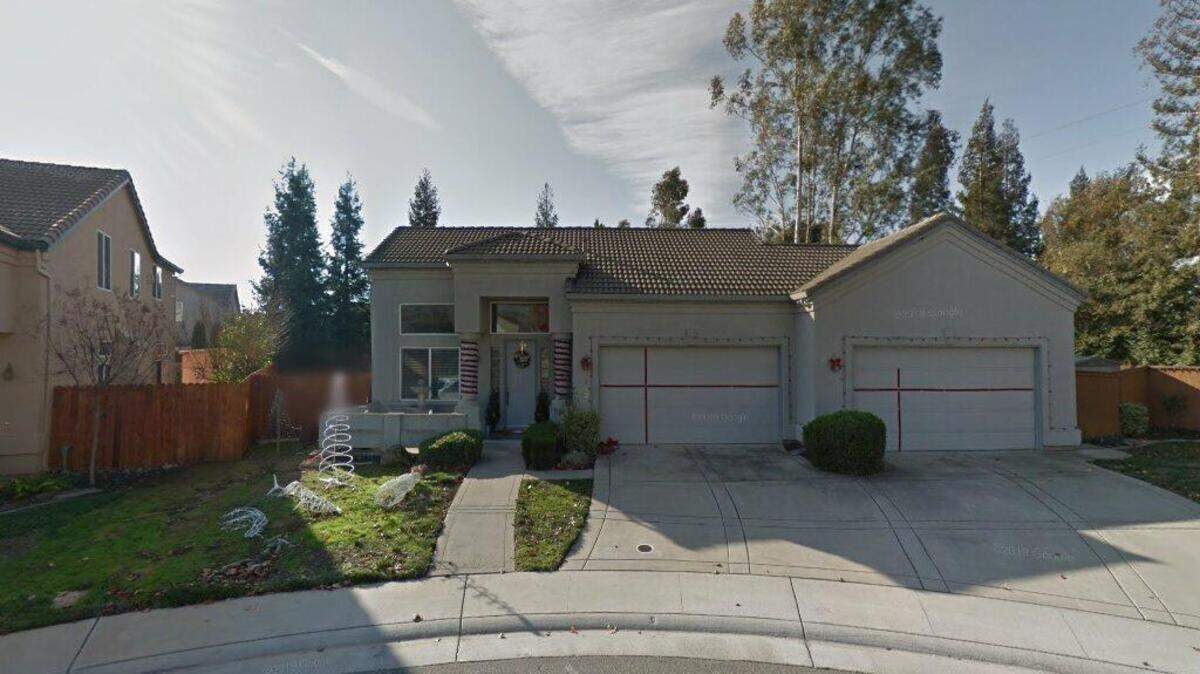 House on 9800 block of Silvergate Lane