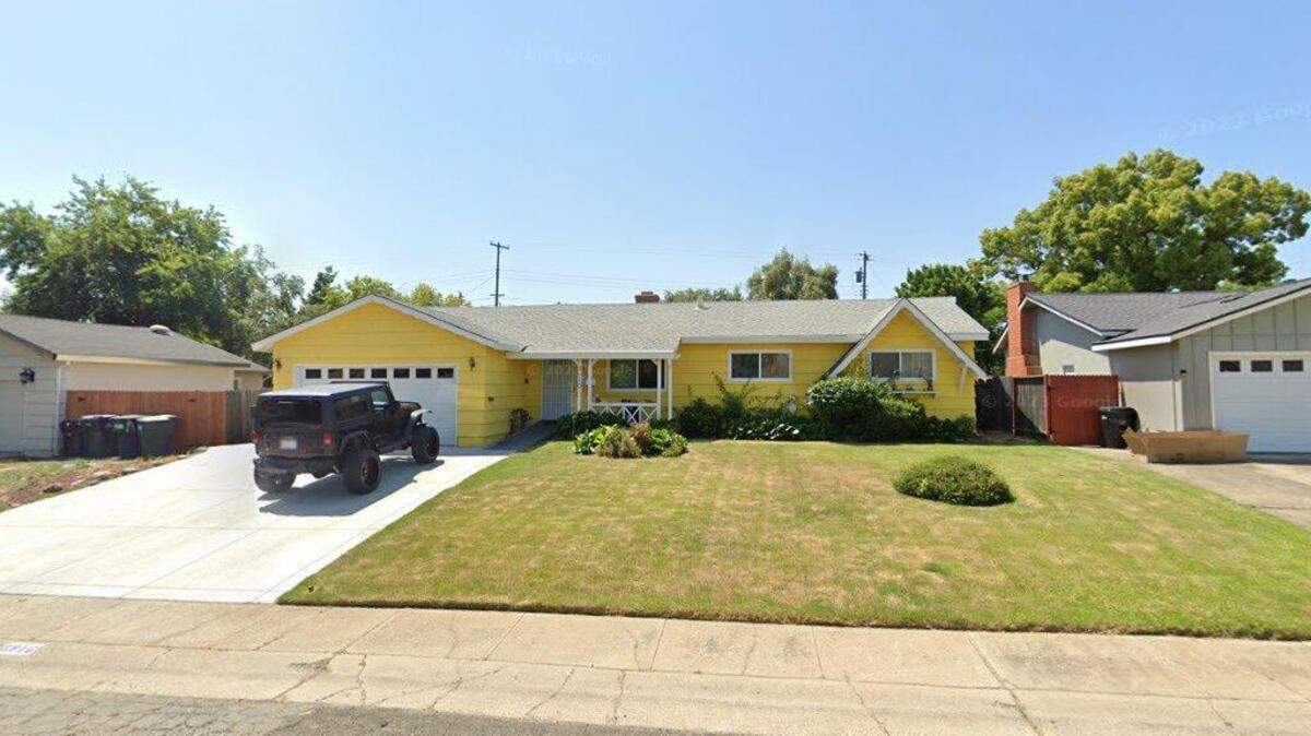 House on 8900 block of Bedford Avenue