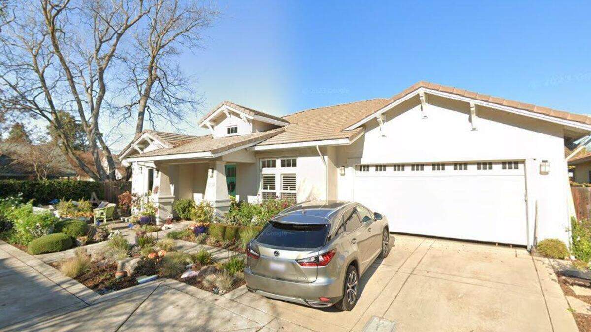 House on 1100 block of Los Robles Street