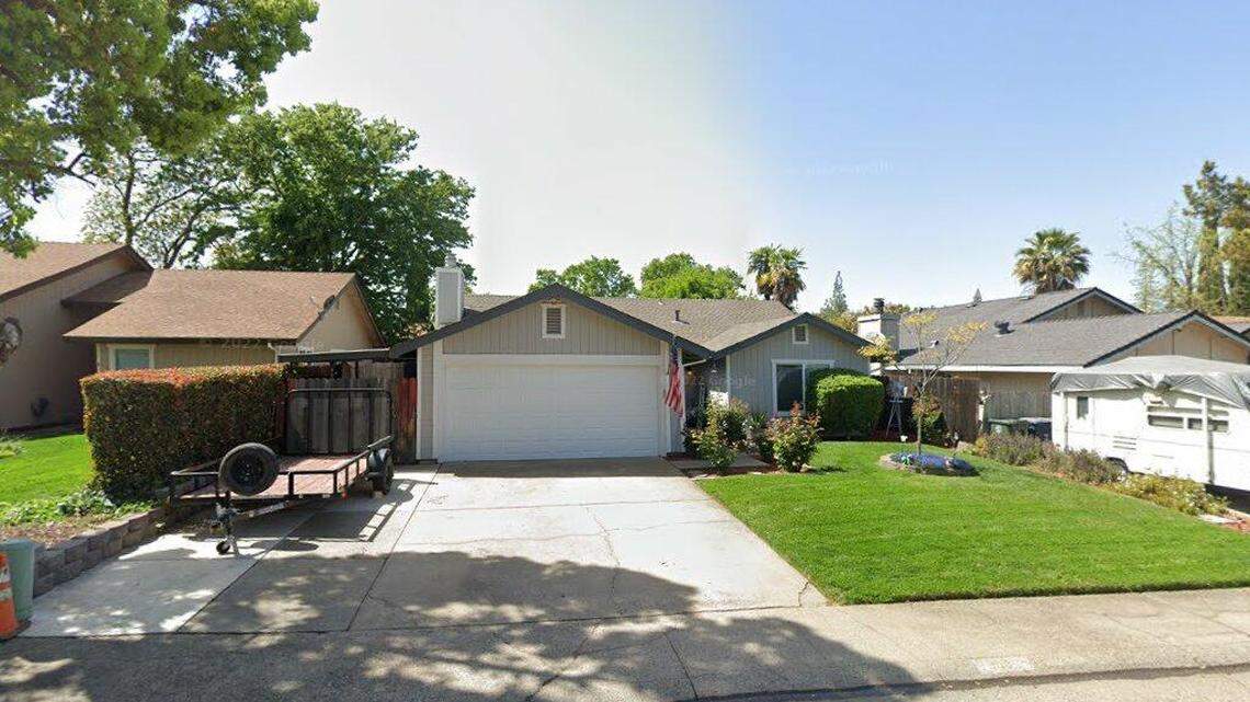 House on 7900 block of Daffodil Way