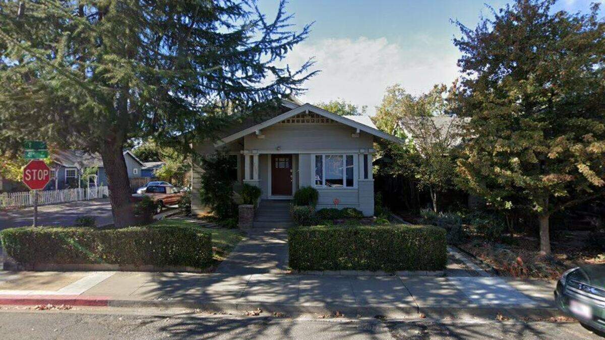 House on 2400 block of 41st Street