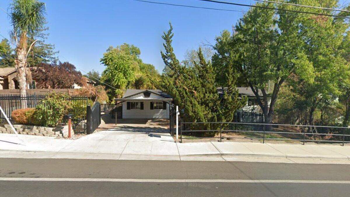 House on 5800 block of Mariposa Avenue