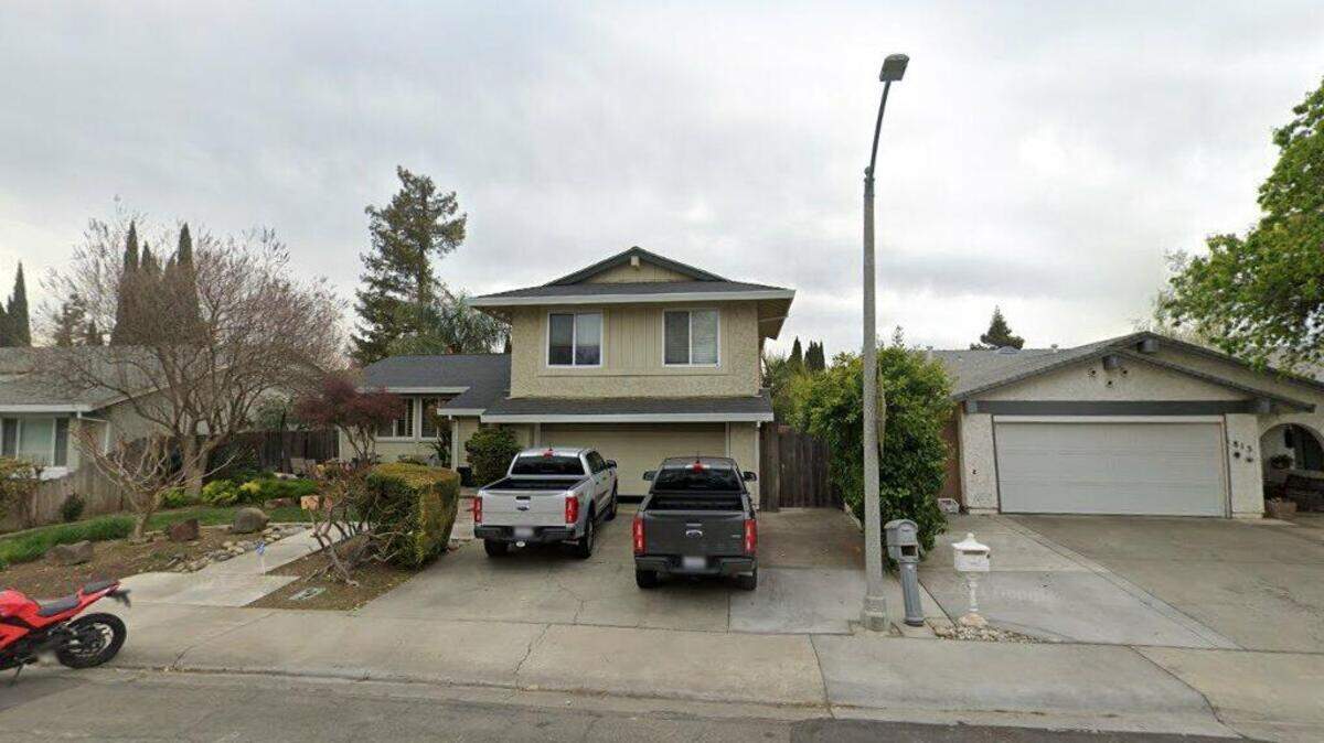 House on 34000 block of Canvas Back Street