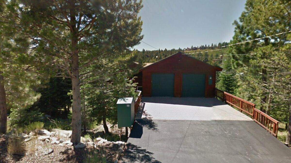 House on 13500 block of Hillside Drive