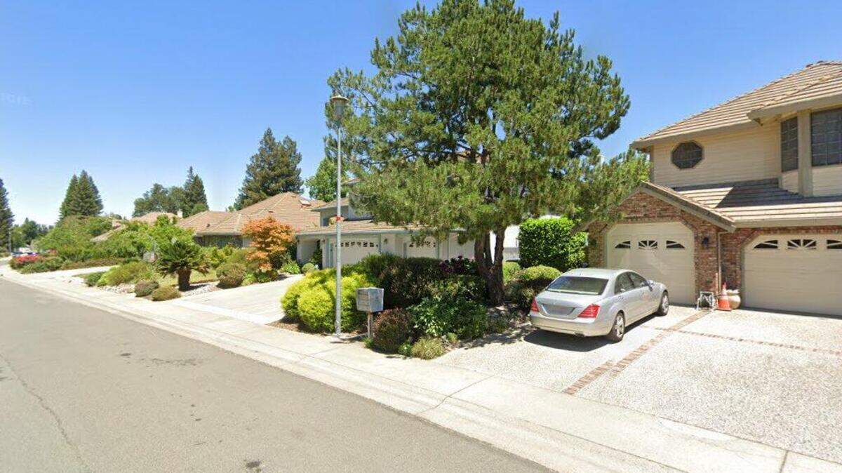 House on 7700 block of River Landing Drive