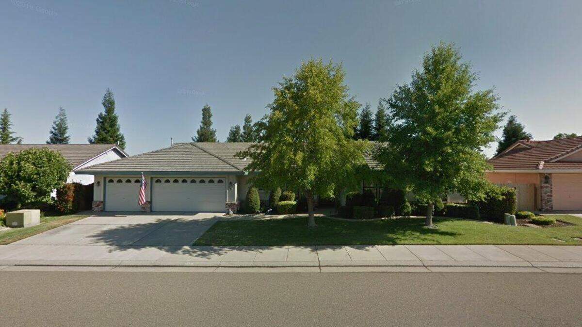 House on 700 block of Lake Canyon Avenue