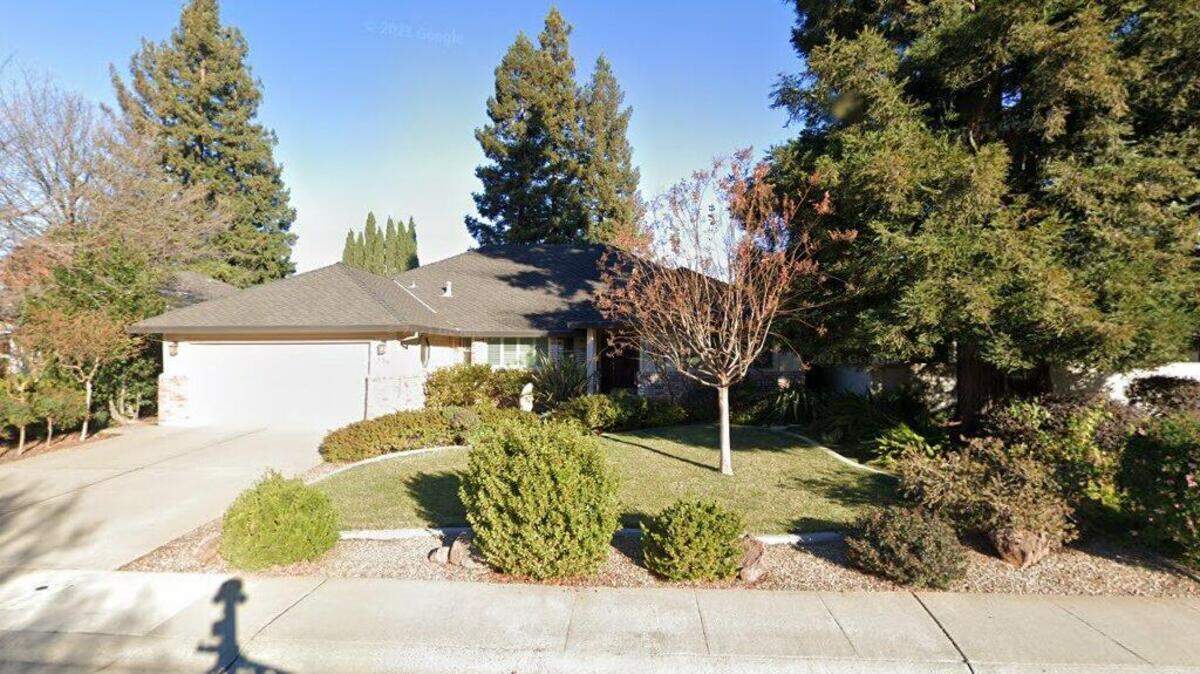 House on 6300 block of Chetwood Way