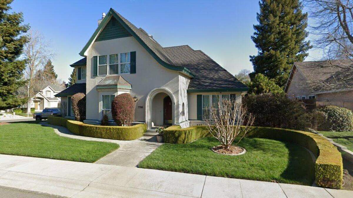 House on 7700 block of River Landing Drive