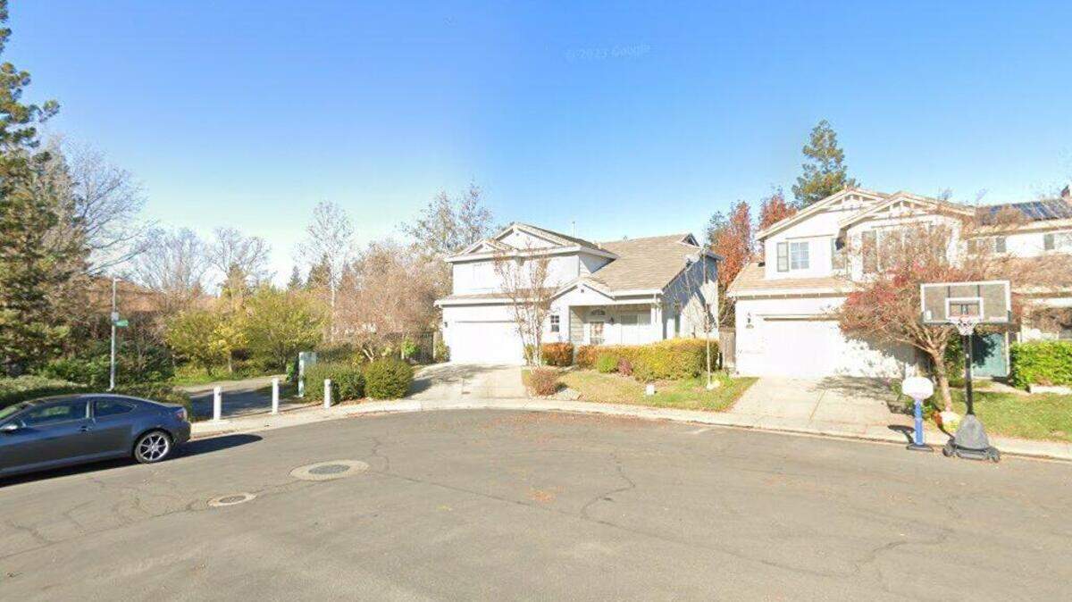 House on 1500 block of Pinnacles Place