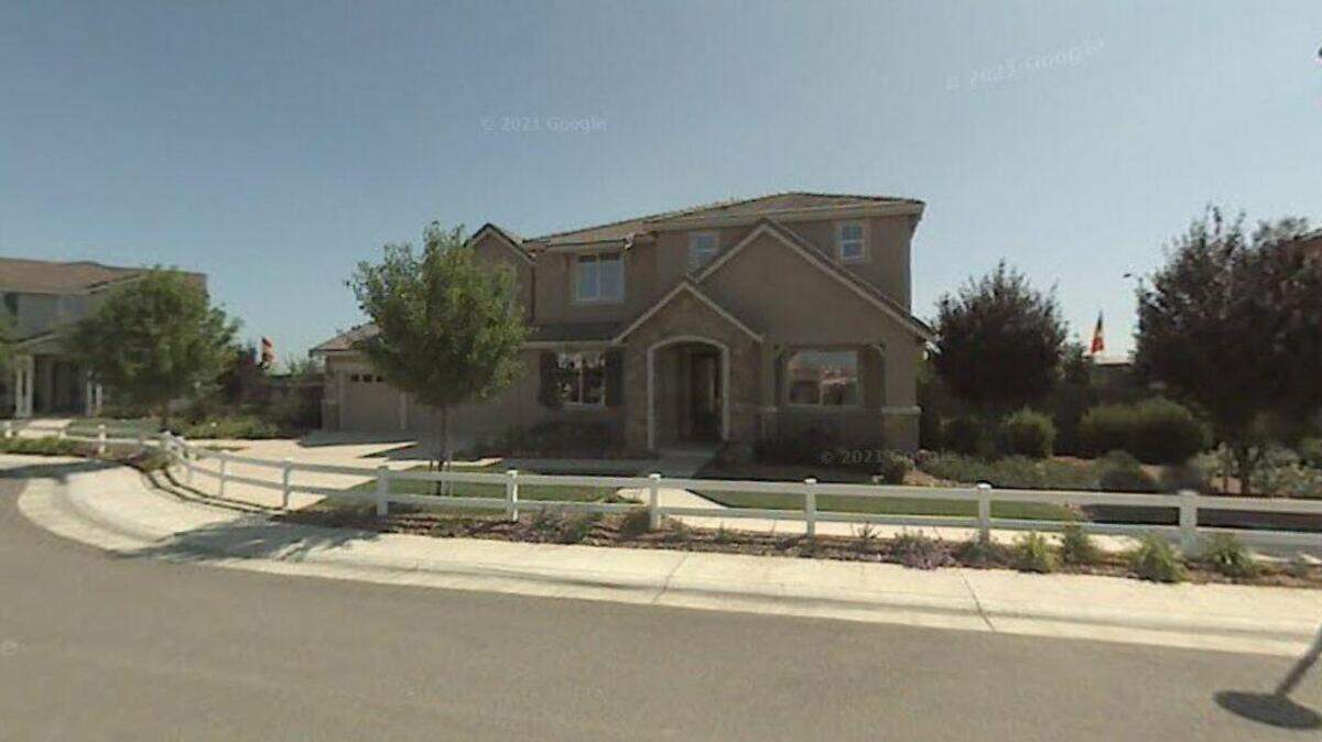 House on 600 block of Stoneygate Court