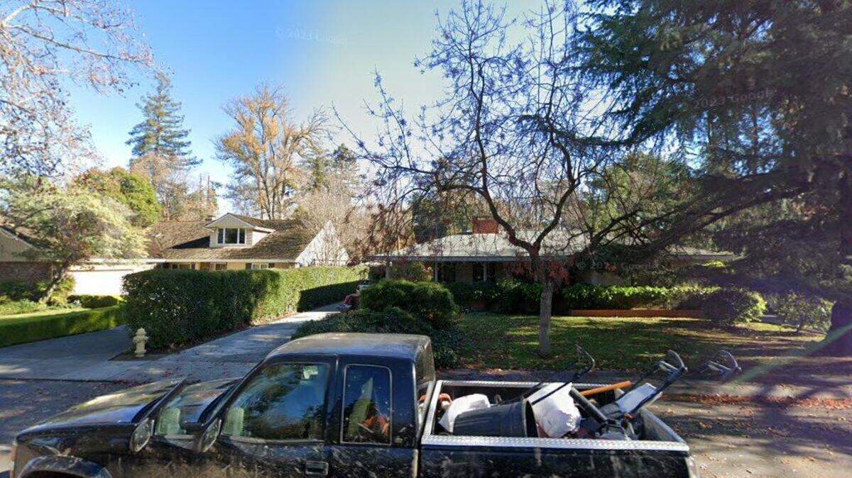 House on 600 block of Oak Avenue