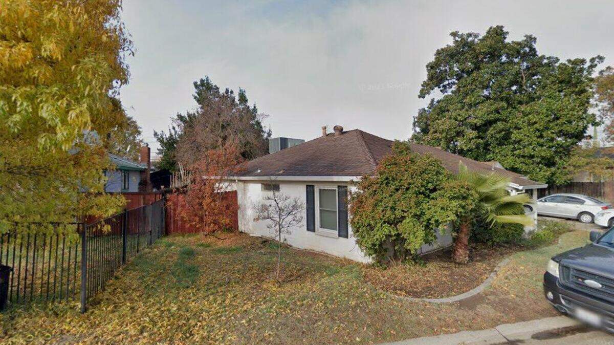 House on 2600 block of Ball Way