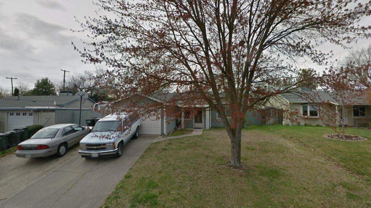 House on 6100 block of Sylvester Way