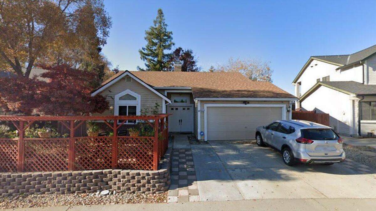House on 8500 block of Yellowtail Way