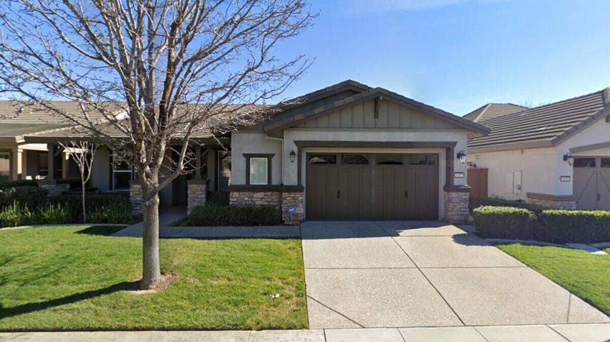 House on 6800 block of Harvest Oak Court