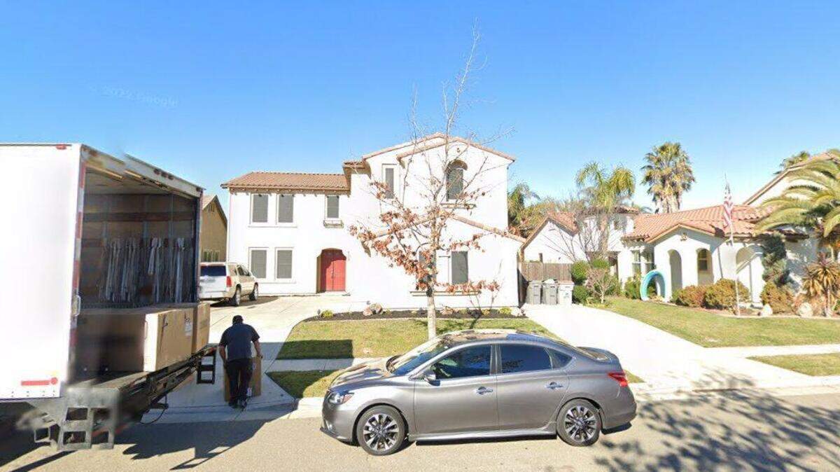 House on 3800 block of Isabella Street