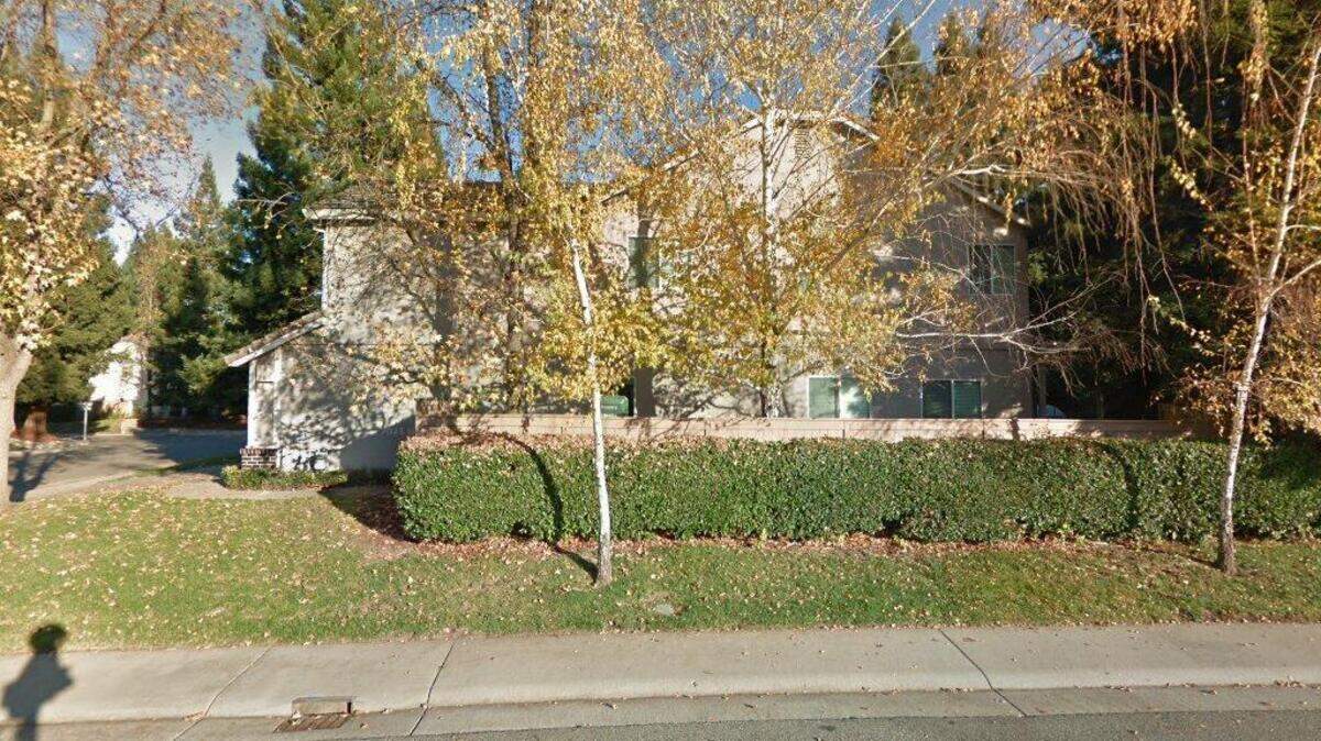 House on 2100 block of Bay State Court