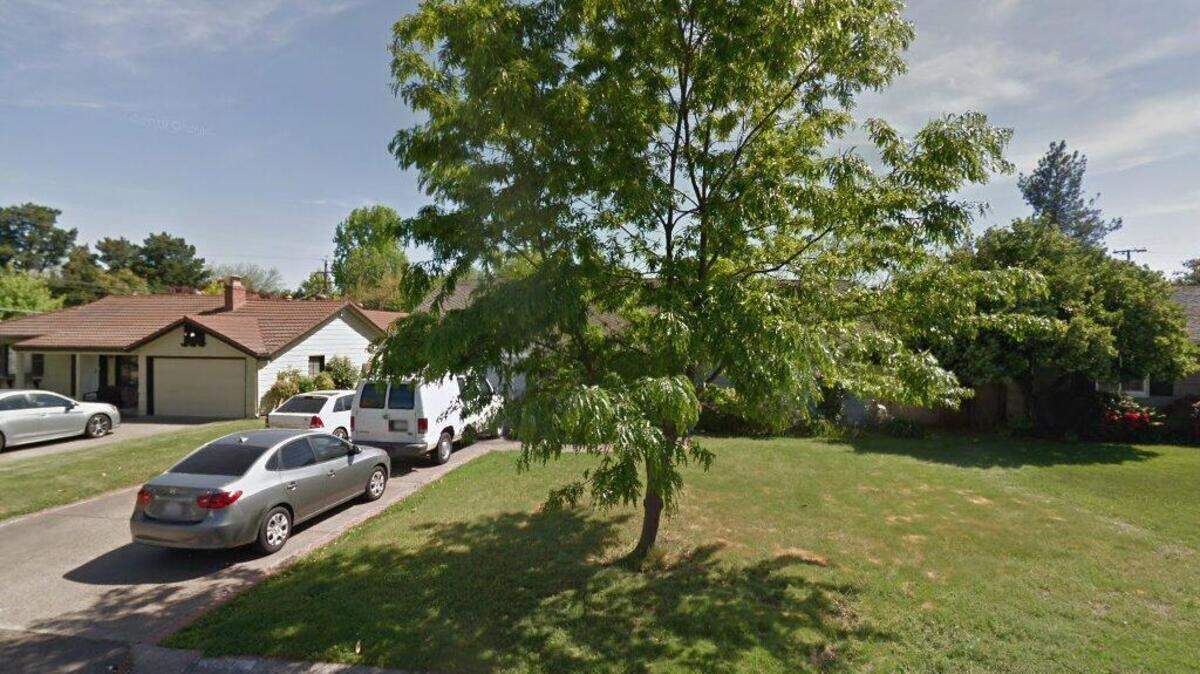 House on 4000 block of Cayente Way