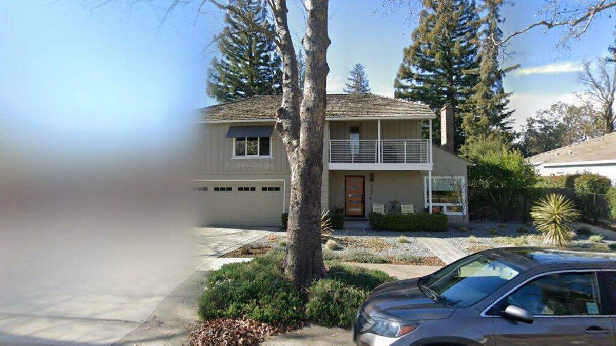 House on 4500 block of Francis Court
