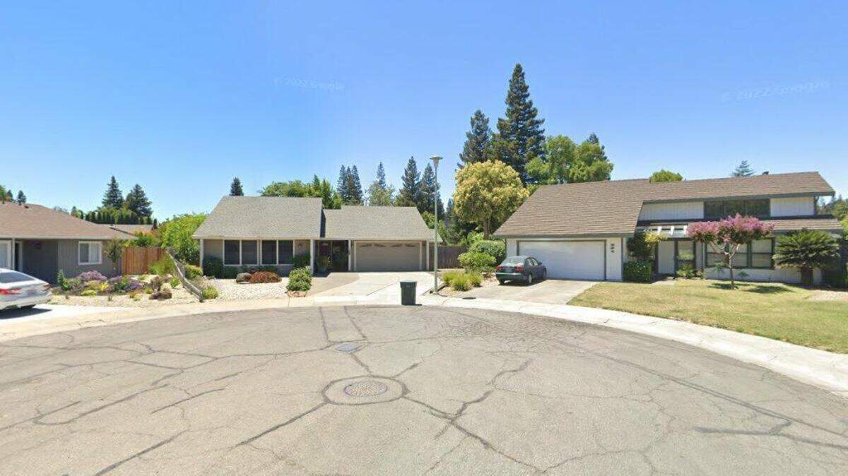 House on 300 block of Spinnaker Way
