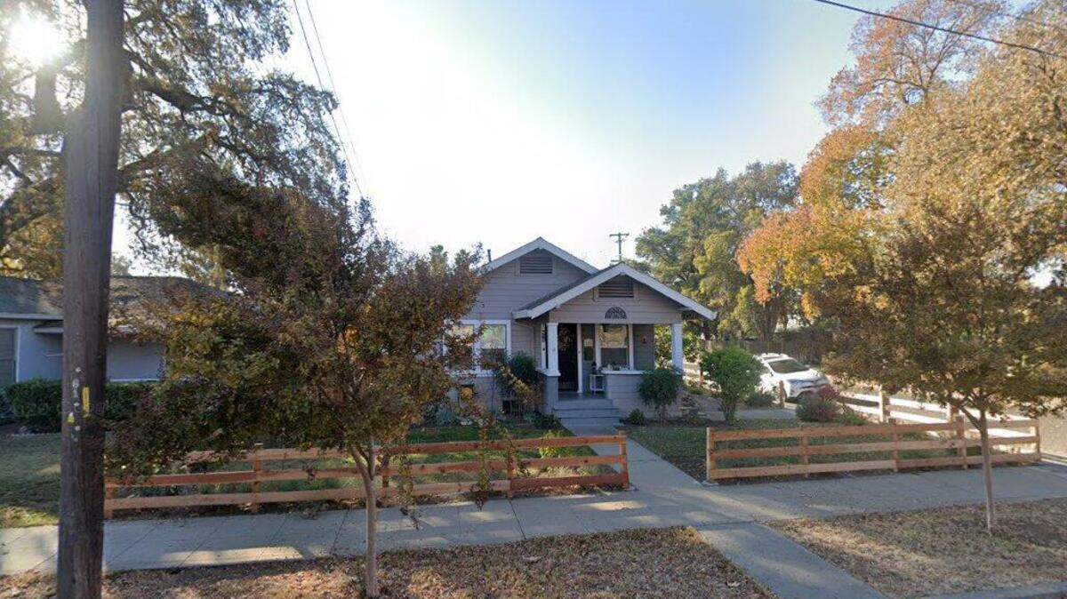 House on 100 block of Muir Circle