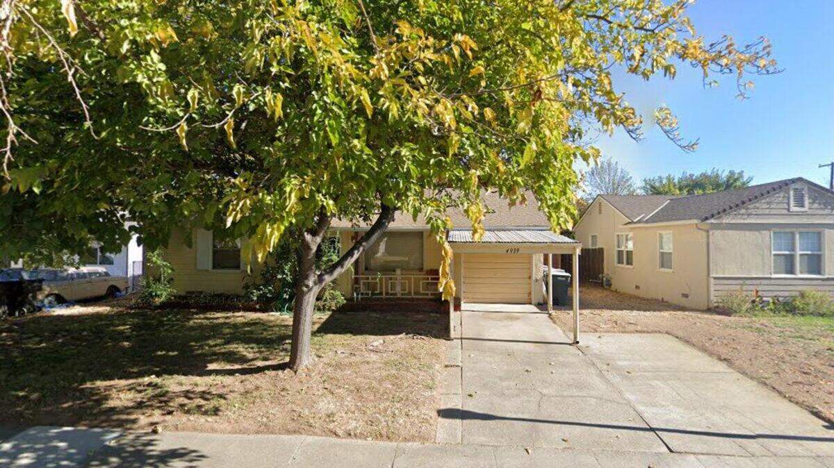 House on 4900 block of 48th Street