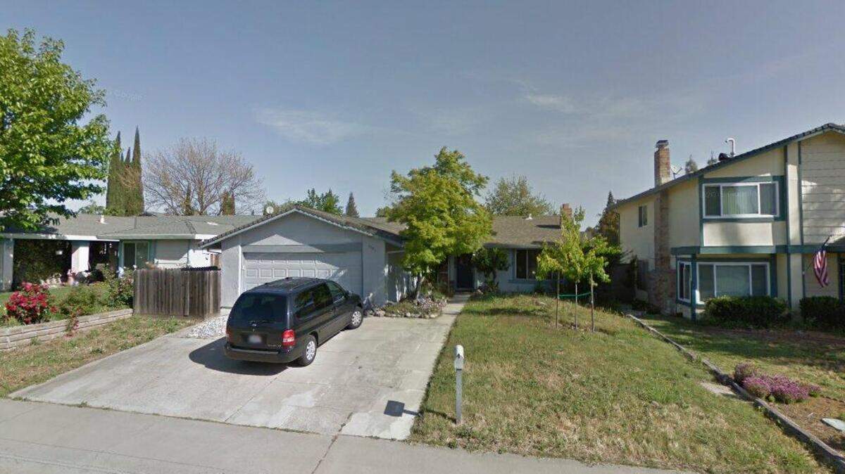 House on 6400 block of Silk Wood Way