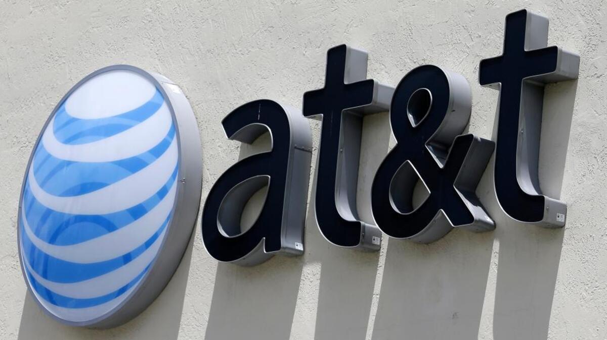 AT&T customers have complained about their wireless service Wednesday.