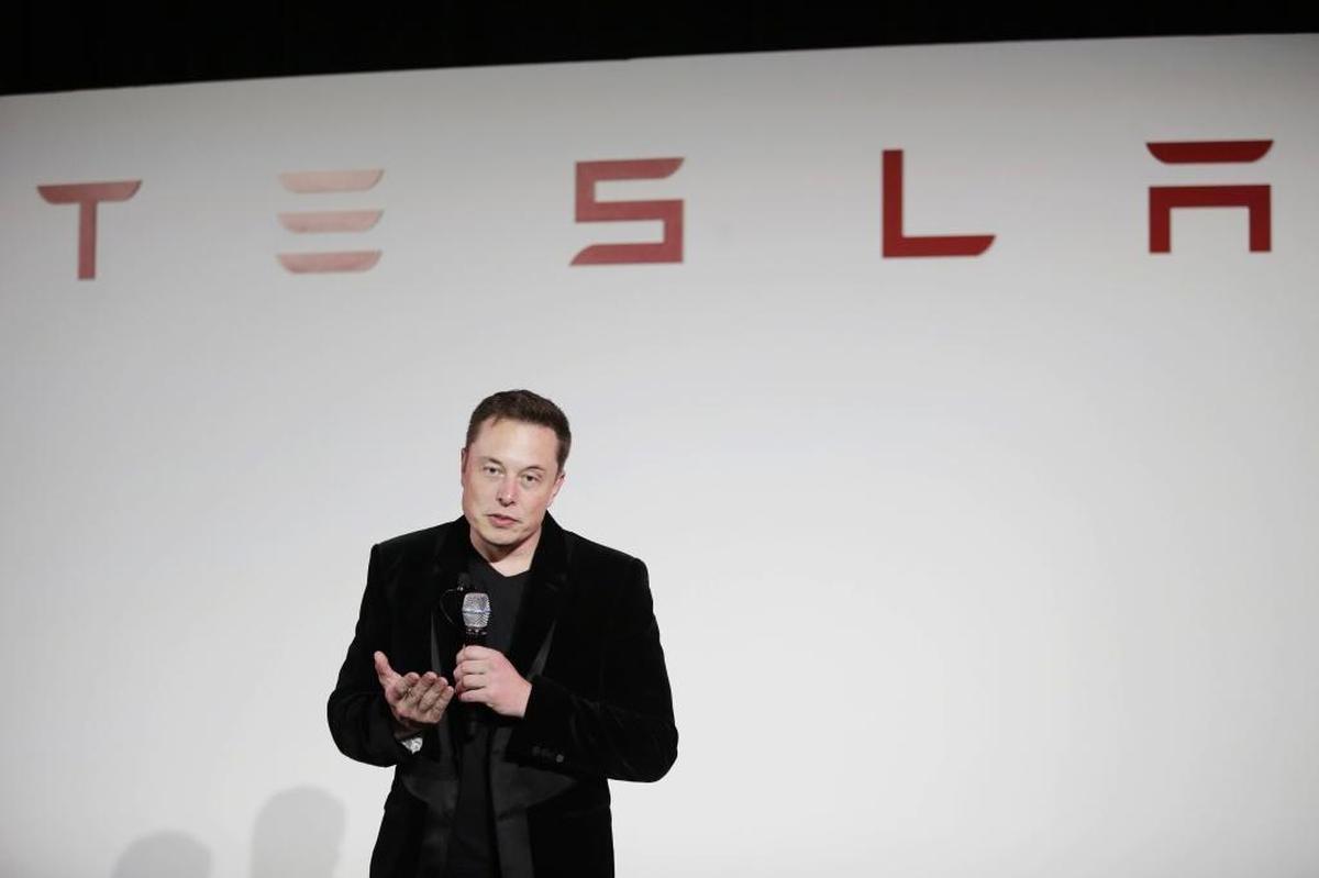 Elon Musk, CEO of Tesla Motors Inc., talks during a 2015 news conference at the company’s headquarters in Fremont. Unions managed last week to draw state lawmakers into a labor dispute they’re having with the high tech auto company. (AP Photo/Marcio Jose Sanchez, File)