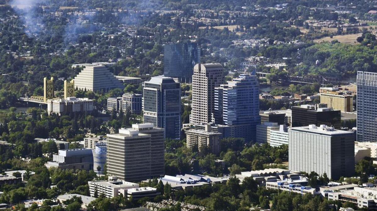 
Several factors lead to Sacramento receiving poor marks relative to its friendliness toward small business.
